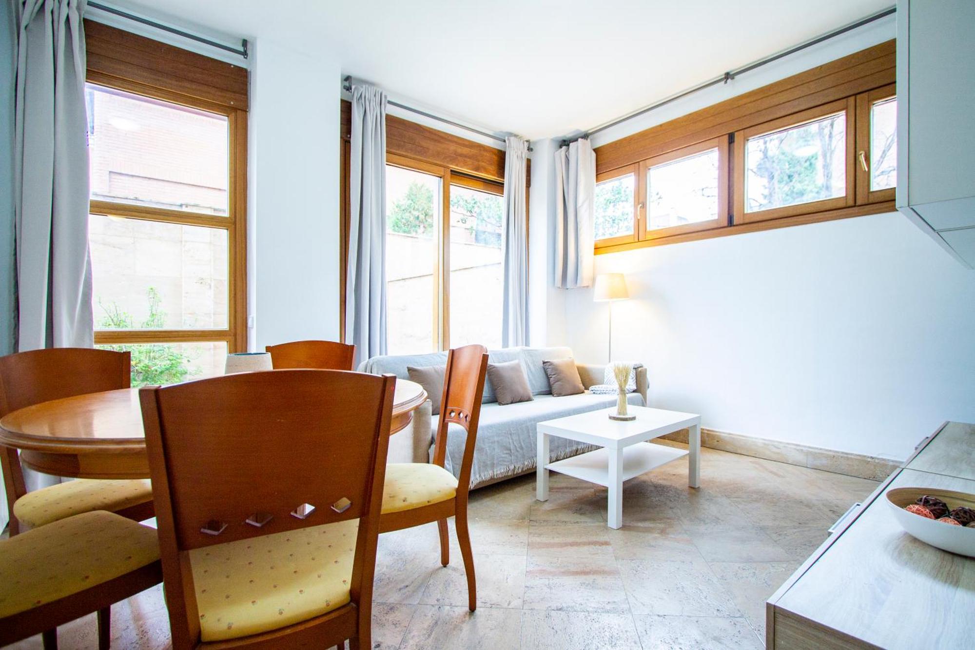 Apartamentos Villablino Arturo Soria Madrid Kültér fotó