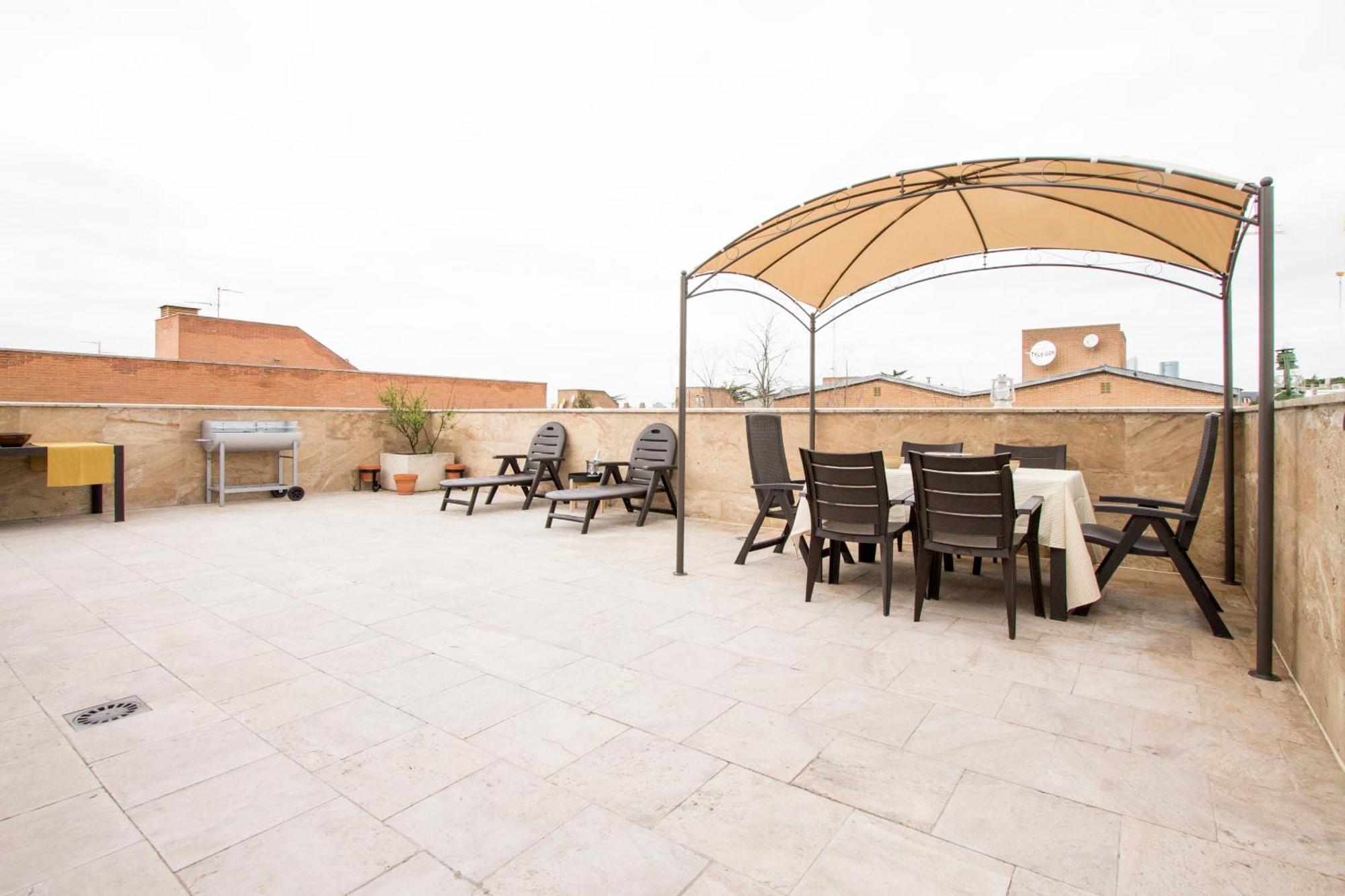 Apartamentos Villablino Arturo Soria Madrid Kültér fotó