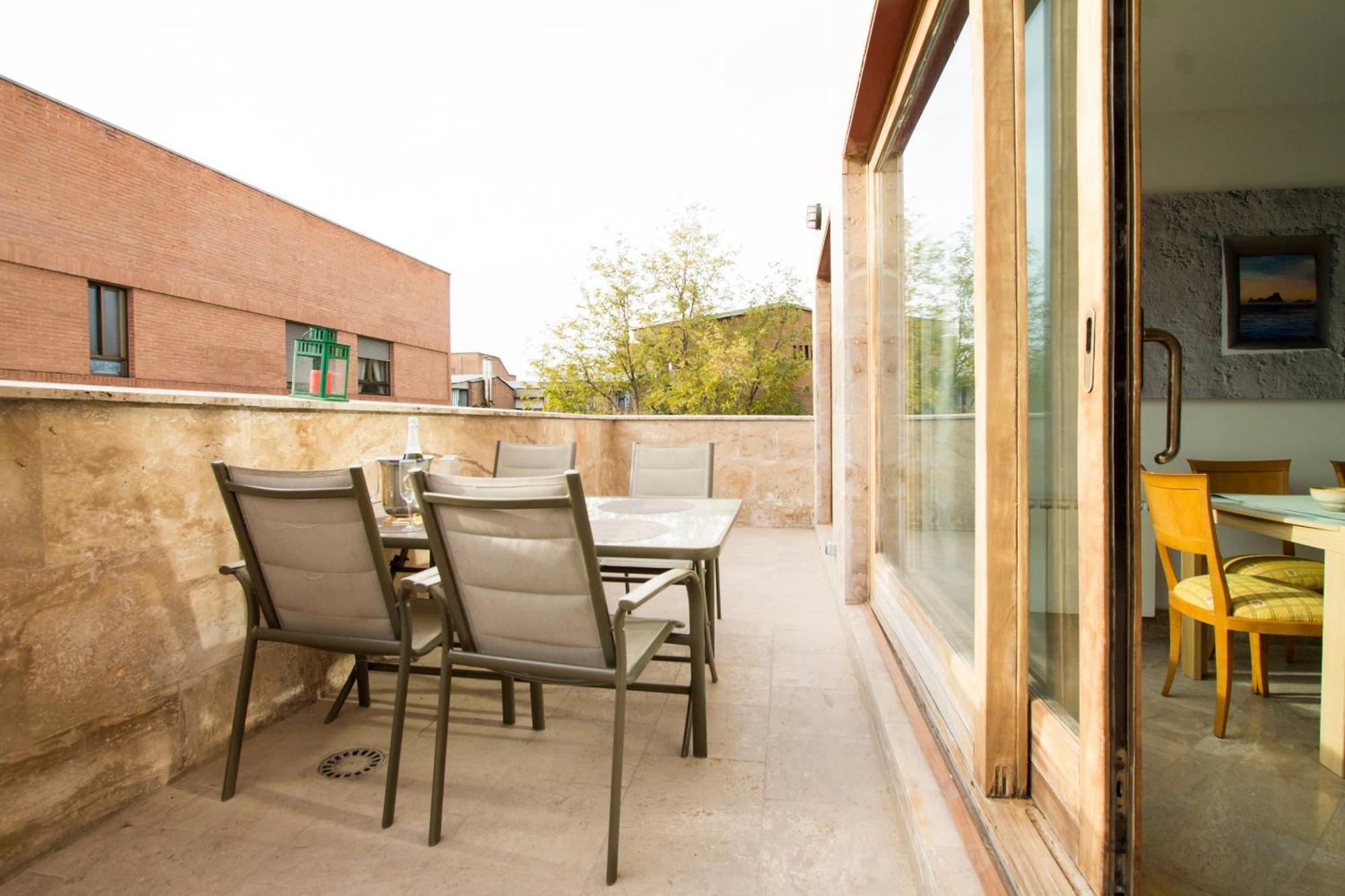 Apartamentos Villablino Arturo Soria Madrid Kültér fotó